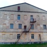 Здание госпиталя с торца